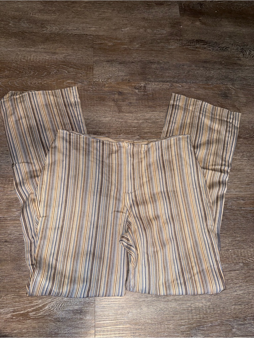A Byer Striped Wide-Leg Women's Pants in Beige and Blue